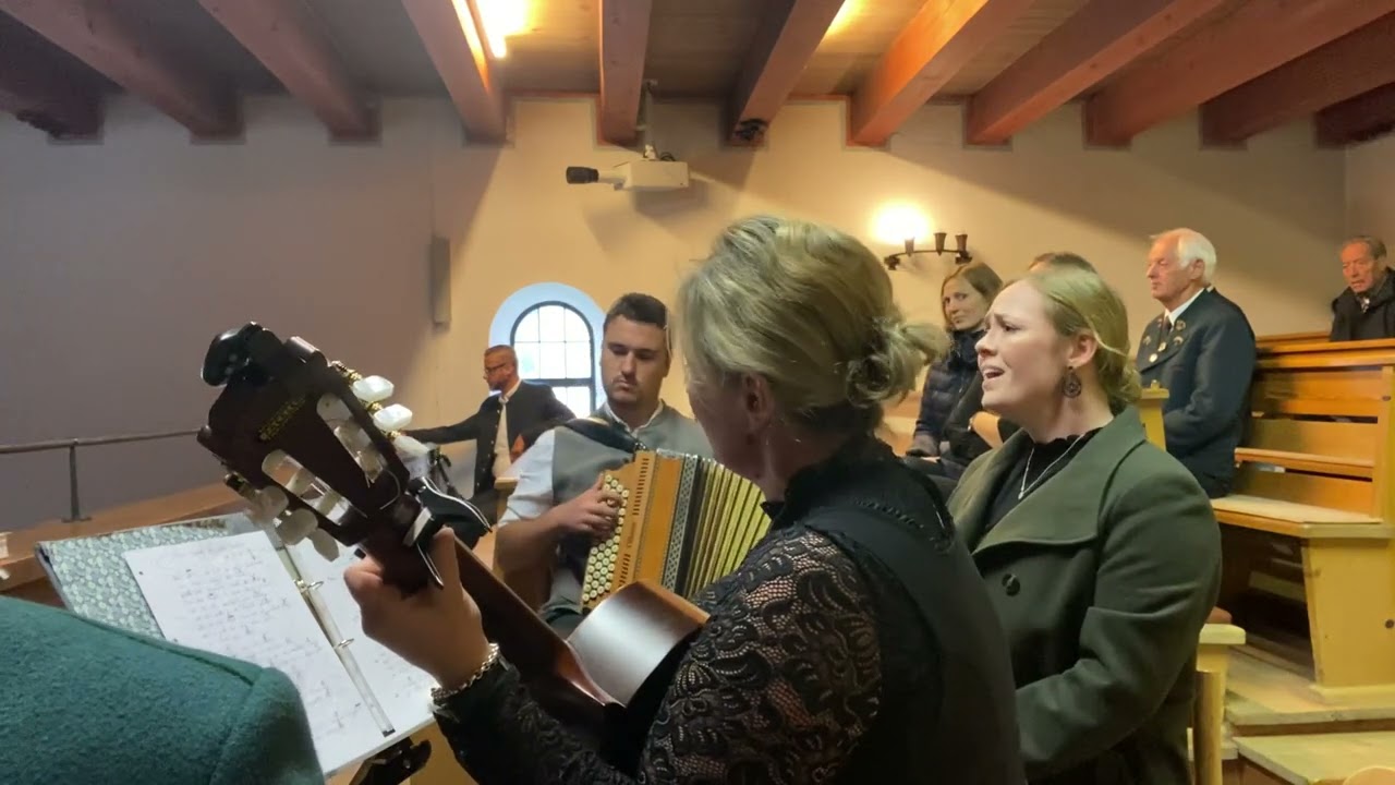 Amoi seng ma uns wieder -Andreas Gabalier- (Interpretation Abstreiter Dreigsang)