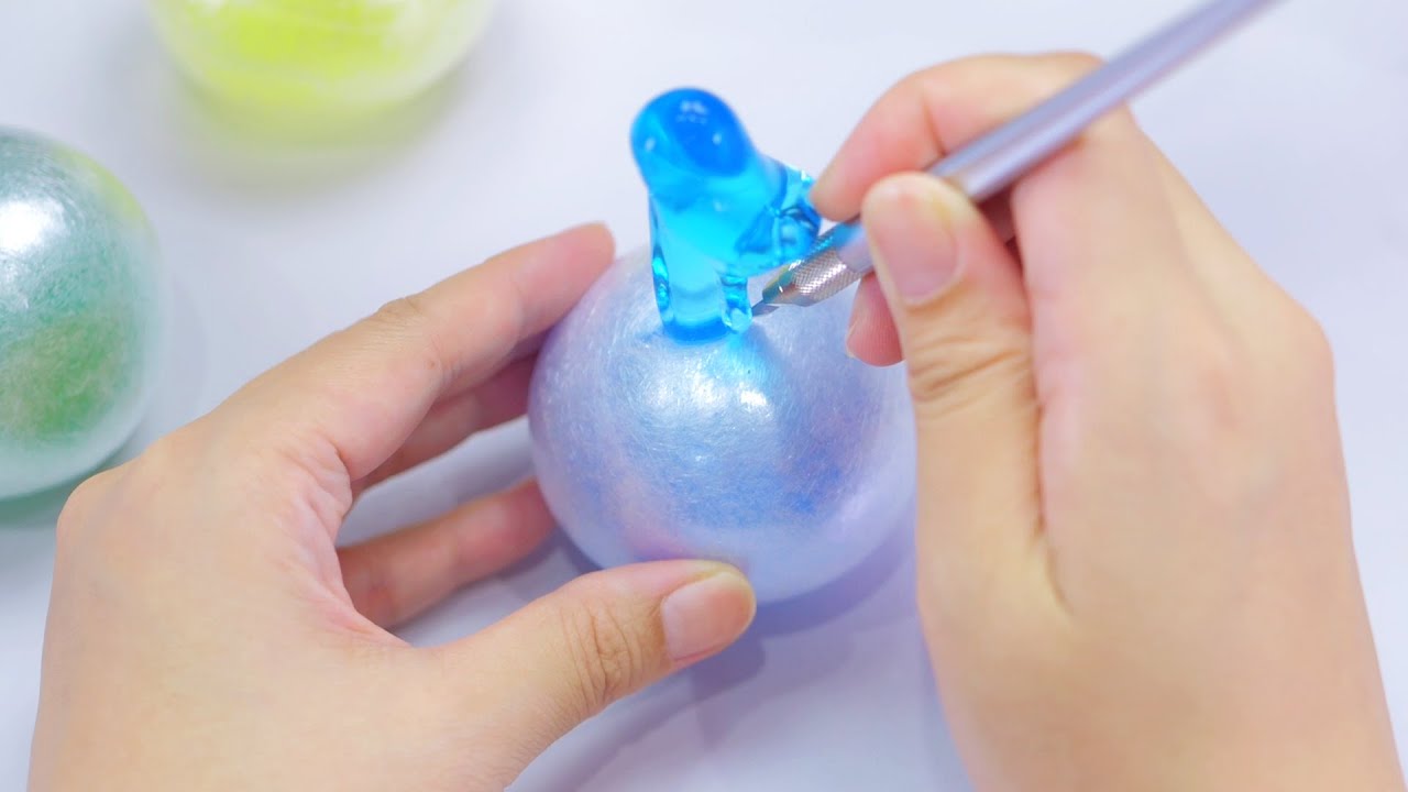 【ASMR】Satisfying Colorful Tape Ball Cutting🔪　テープボールを切ってみたら中から勢いよく飛び出してきた…