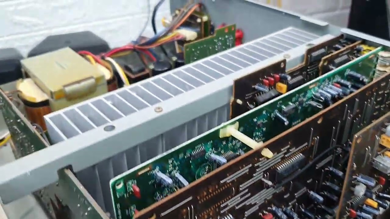 Đã bán/Amply đa kênh Denon AVR 2801 - điện 220V giải mã DAC - 270W ghép vang karaoke ngon