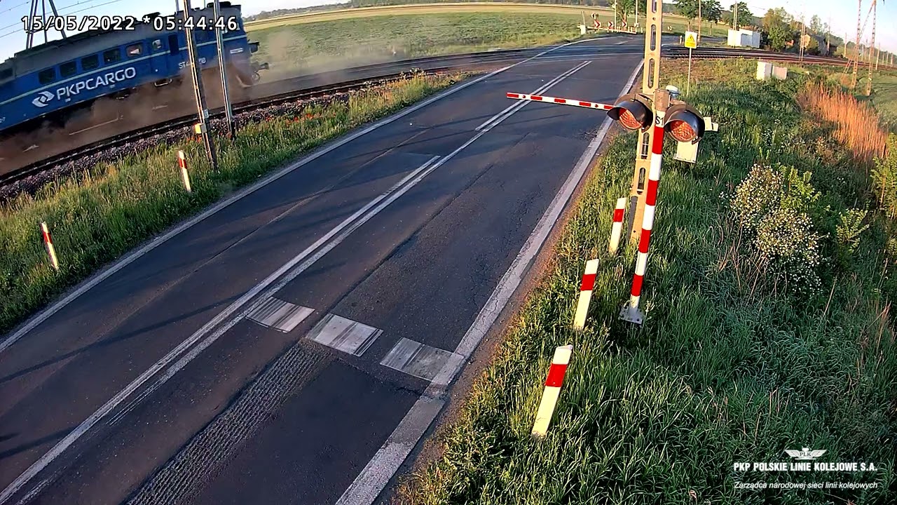 Wojnowice: wypadek na przejeździe kolejowo-drogowym