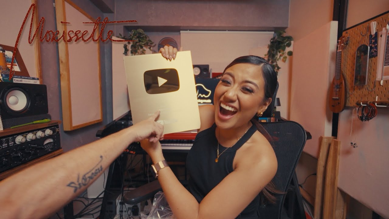 a million thanks to YOU! ('Golden' cover + 1M YT Gold Button unboxing) ♡, Morissette