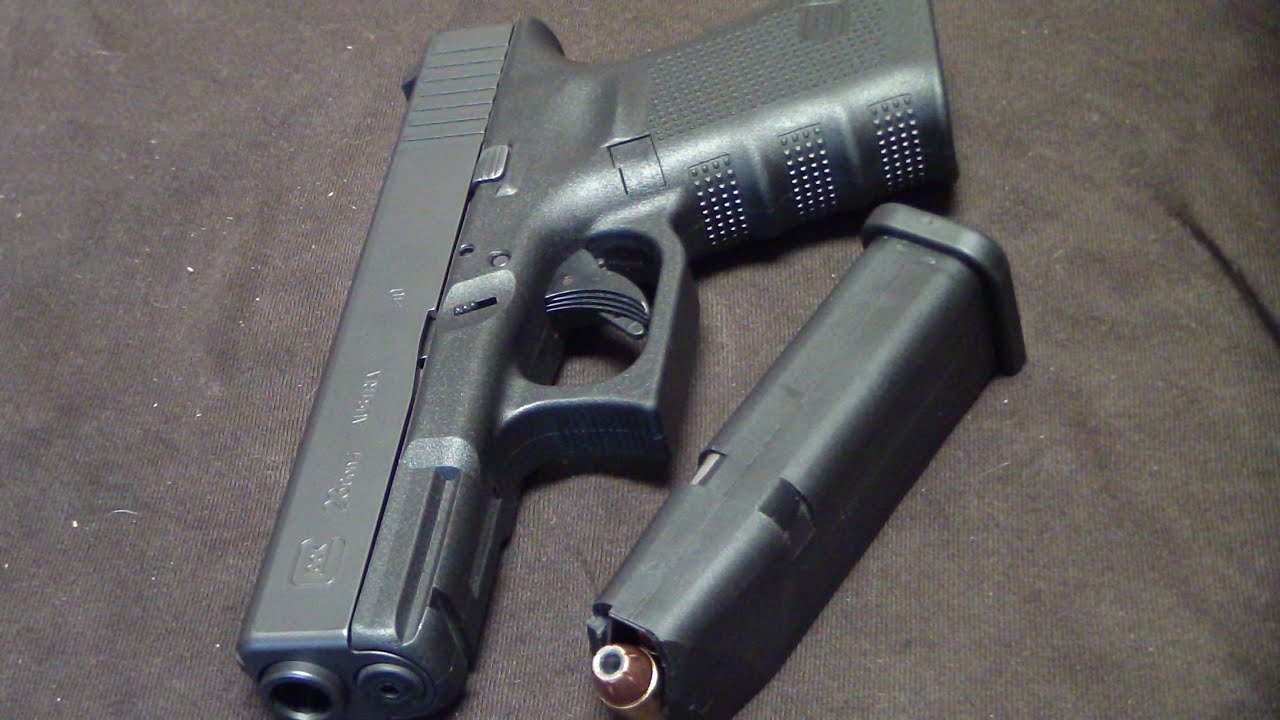 Glock 23 gen 4 крупным планом в HD BATJAC J.W