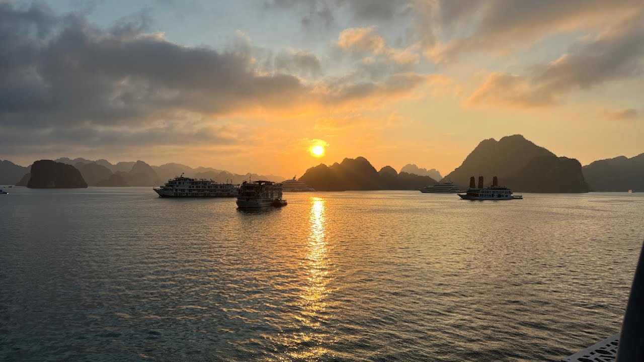 Sunrise Over Ha Long Bay - No Copyright Music