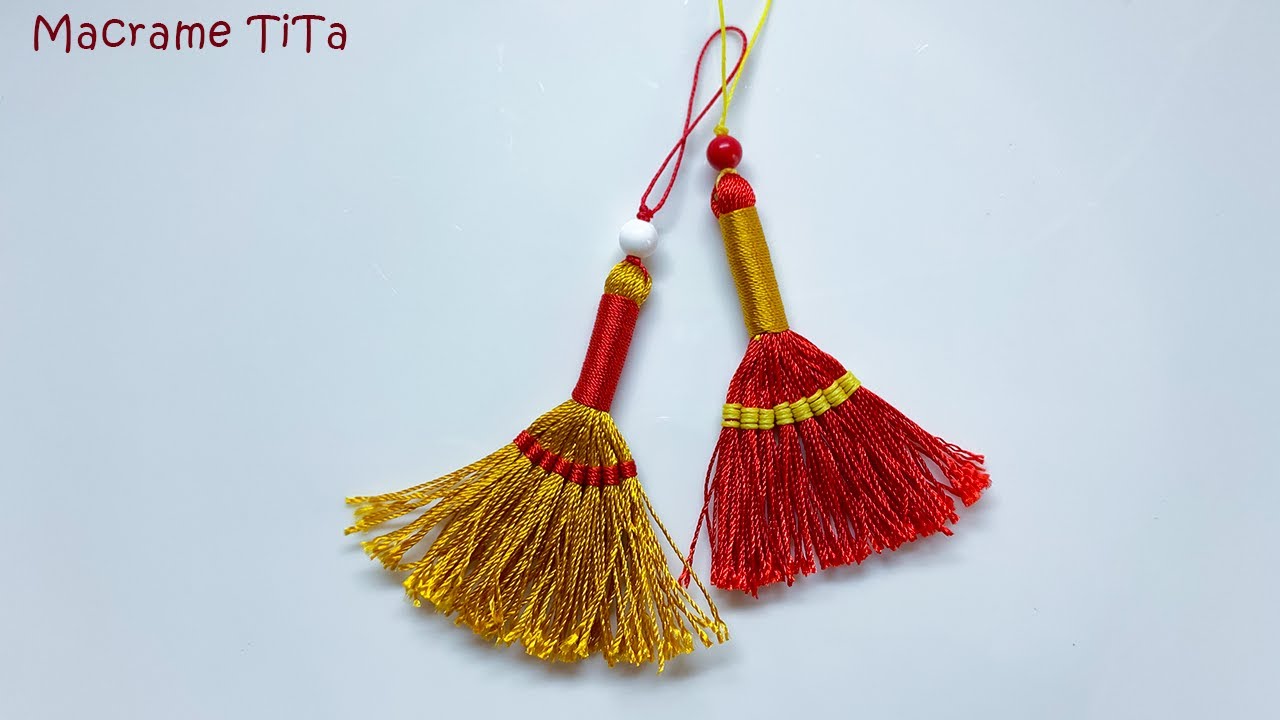 Marcame keychain: lucky broom keychains - thắt móc khóa chổi may mắn