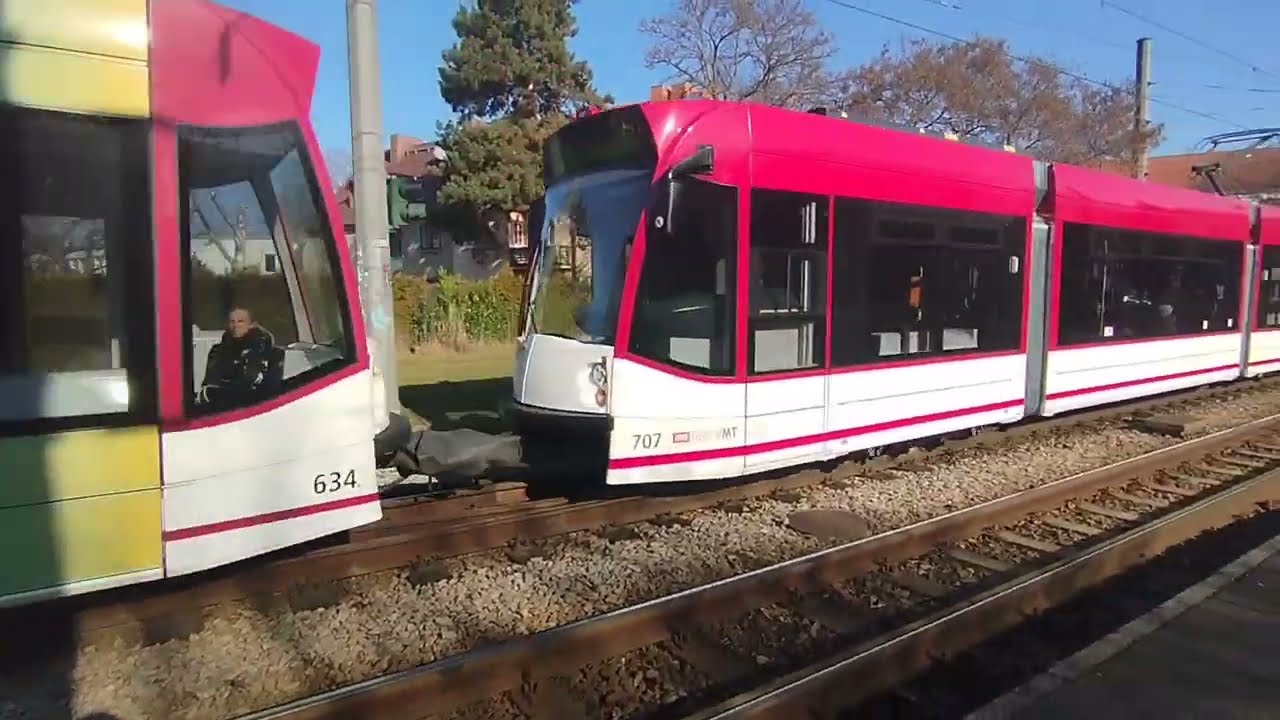 Straßenbahnen an verschiedenen Spotten filmen.