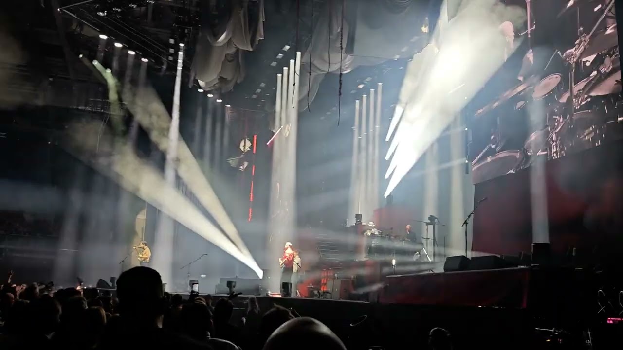 Biffy Clyro: Wolves of Winter - live at 3Arena, Dublin, 10th January 2026