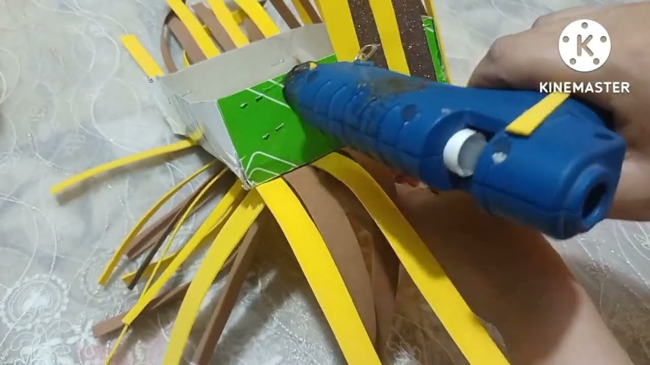 موسي كان طفل صغير بنت فرعون ربته في بيت فرعون