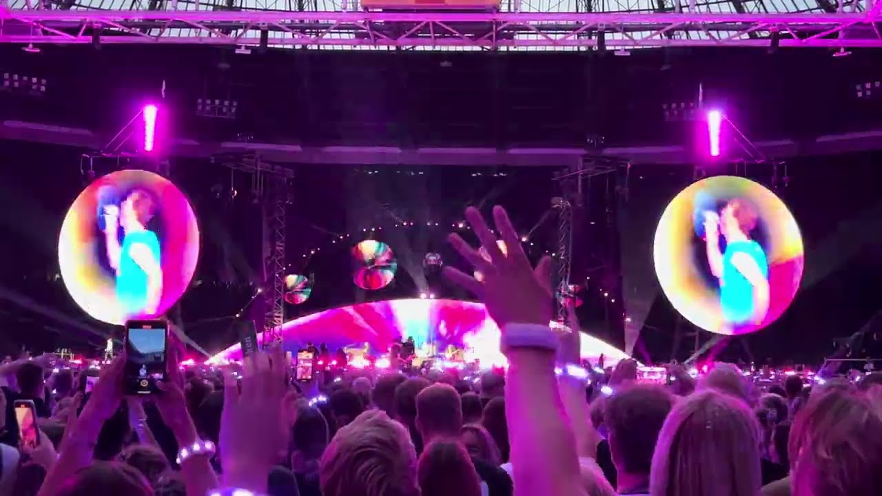 Coldplay - My Universe LIVE Johan Cruijff Arena Amsterdam 18/07/2023 4K