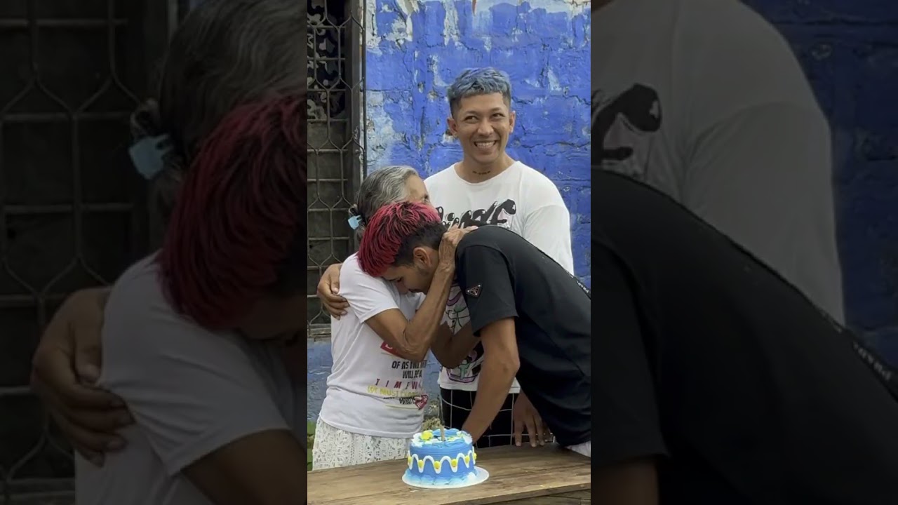 Mi abuela nos dio un regalo y era una torta loca😂