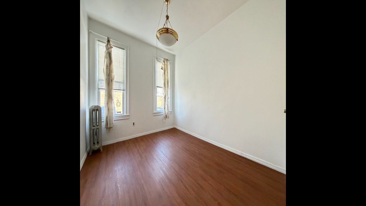 Sun-Drenched 2 Bedroom Apartment in Astoria 1,000 SqFt $2,900