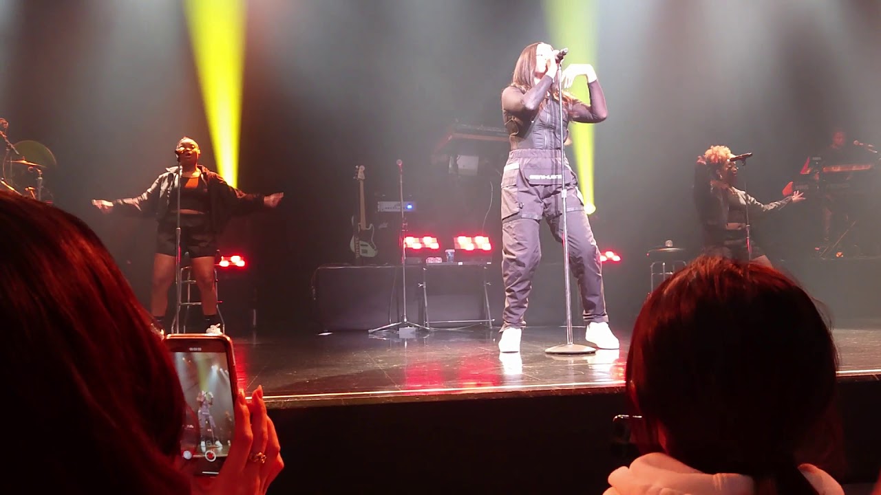 🇯🇵🤩Ella Mai💖 