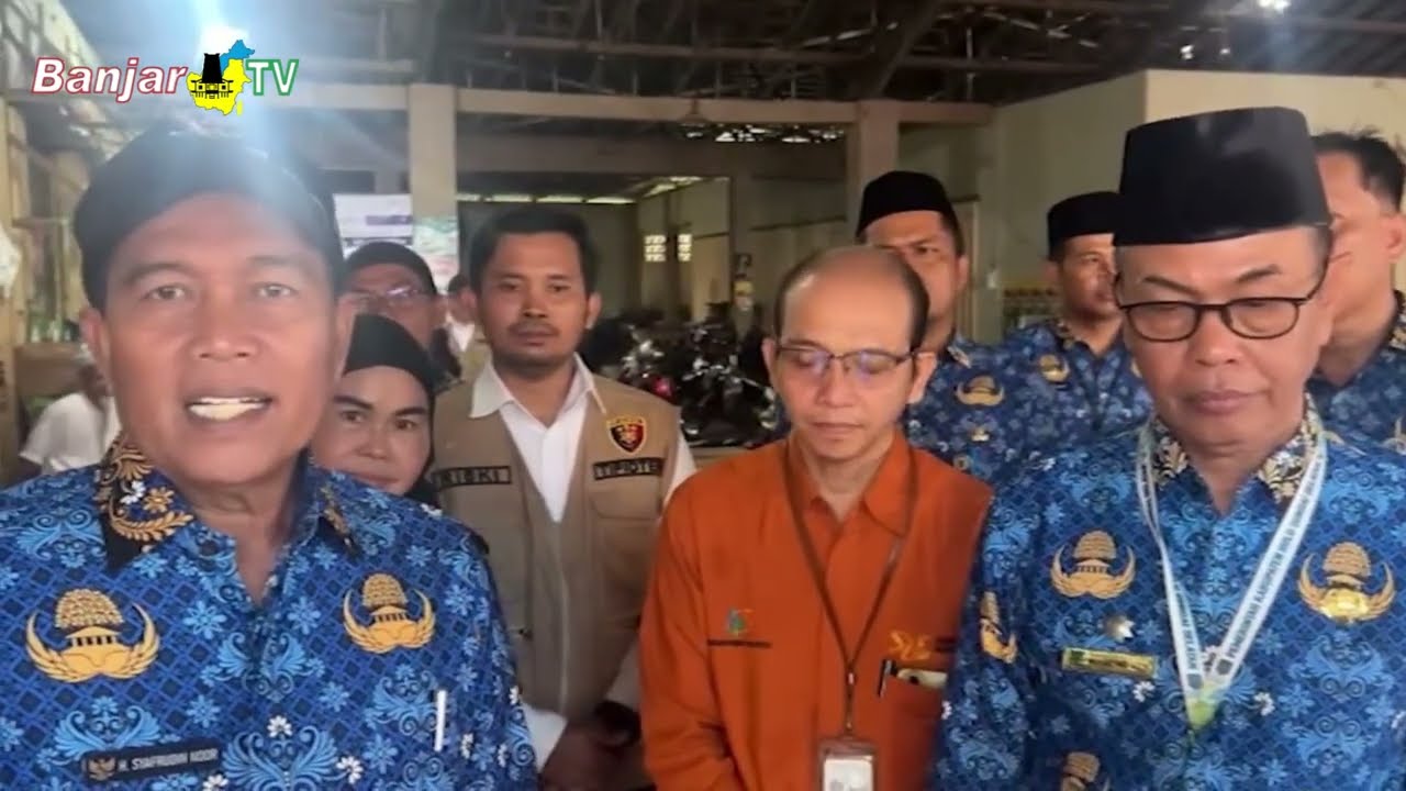 BUPATI HSS PANTAU HARGA BAHAN POKOK DI PASAR KANDANGAN