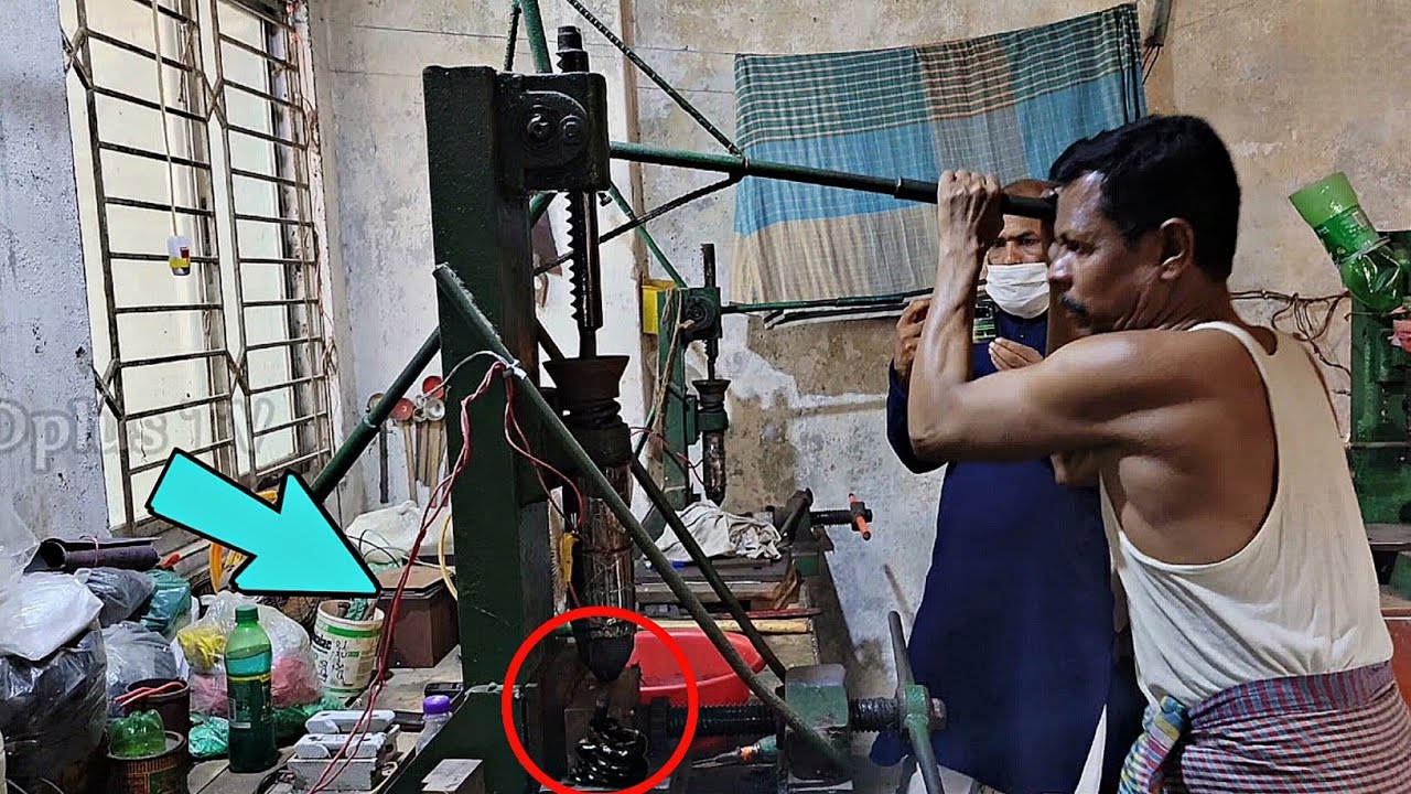 ★Amazing Machine★ Plastics Clip Making Machine || Factory Working.