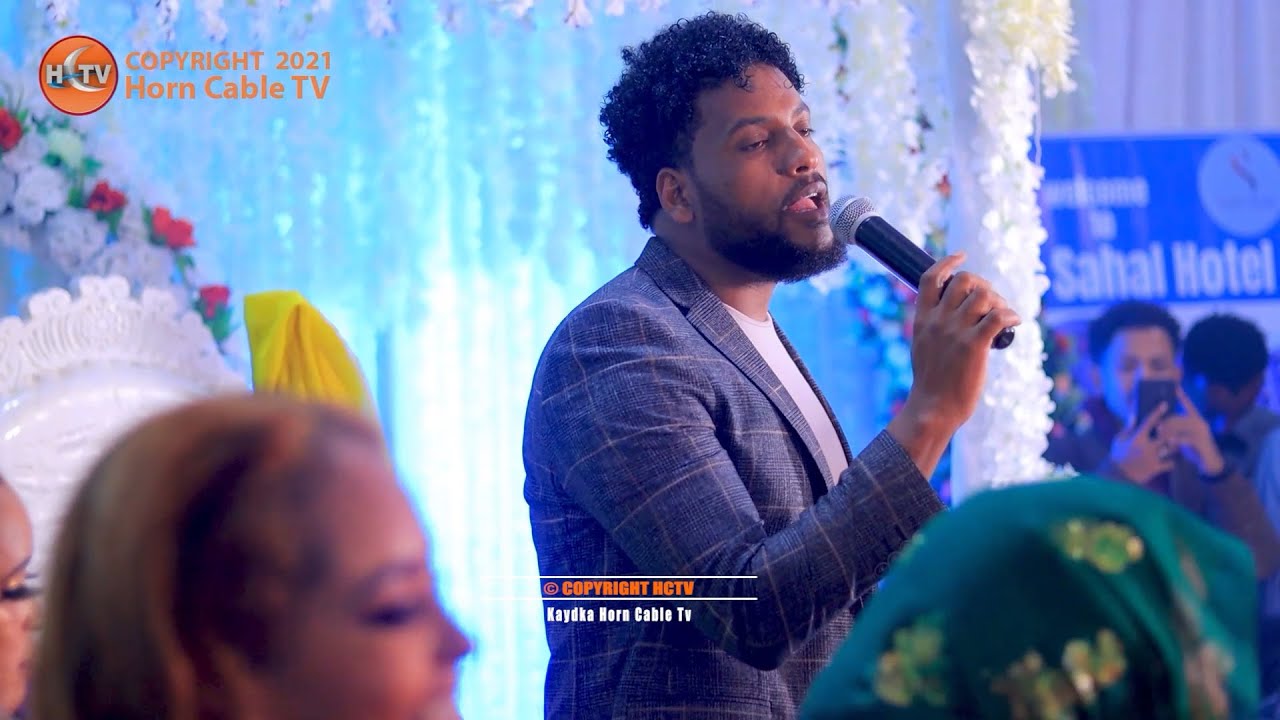 Heesta uu Faysal Muniir ka qaaday Arooska Safiya Tusmo Iyo Sayigeeda
