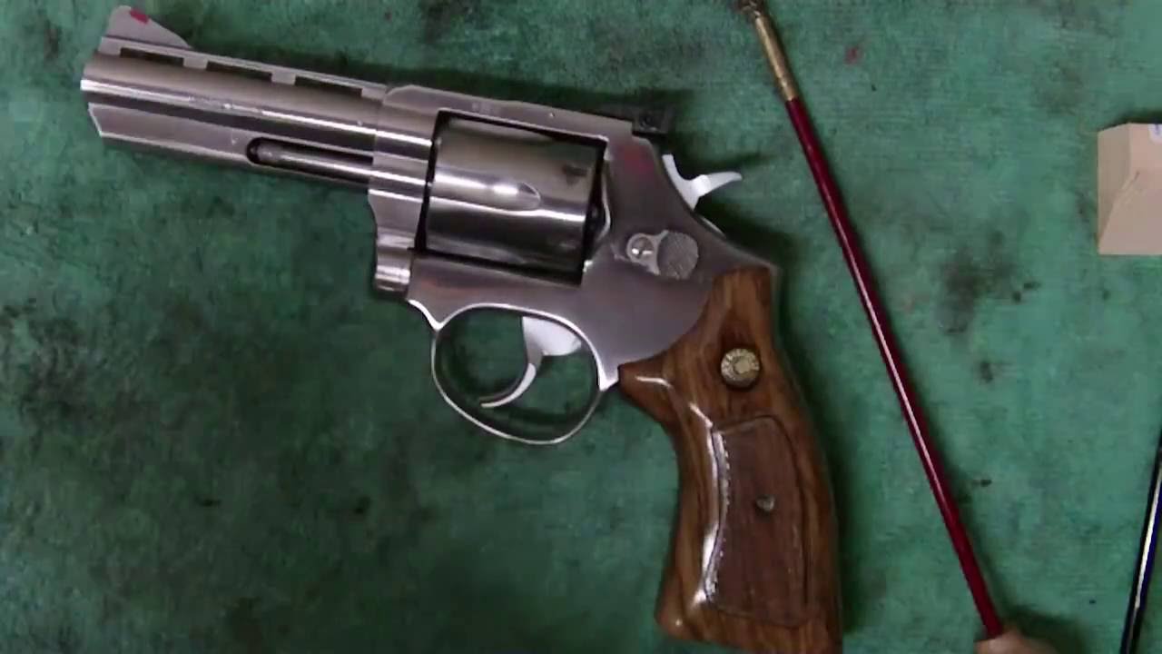 Revolver sauber machen