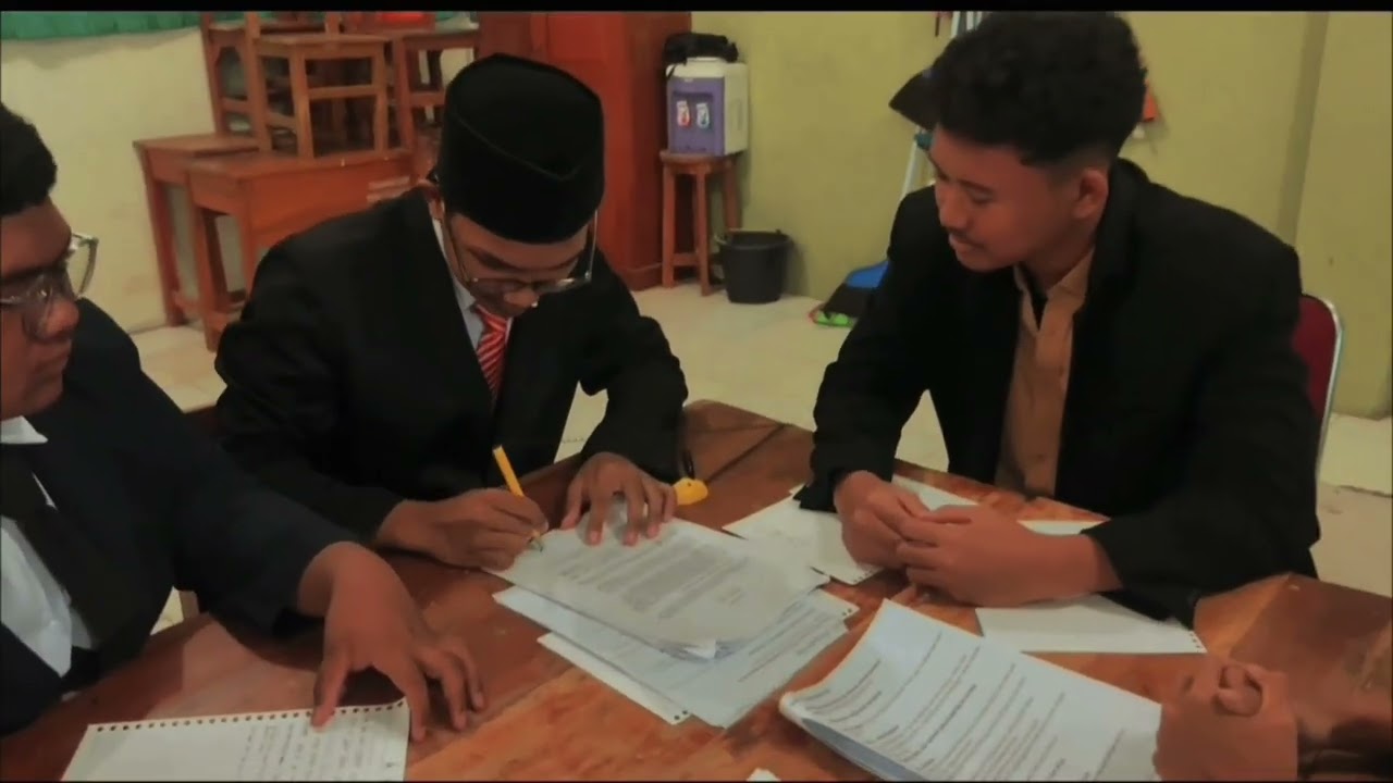 Film Sejarah The Battle of Surabaya || XII B3