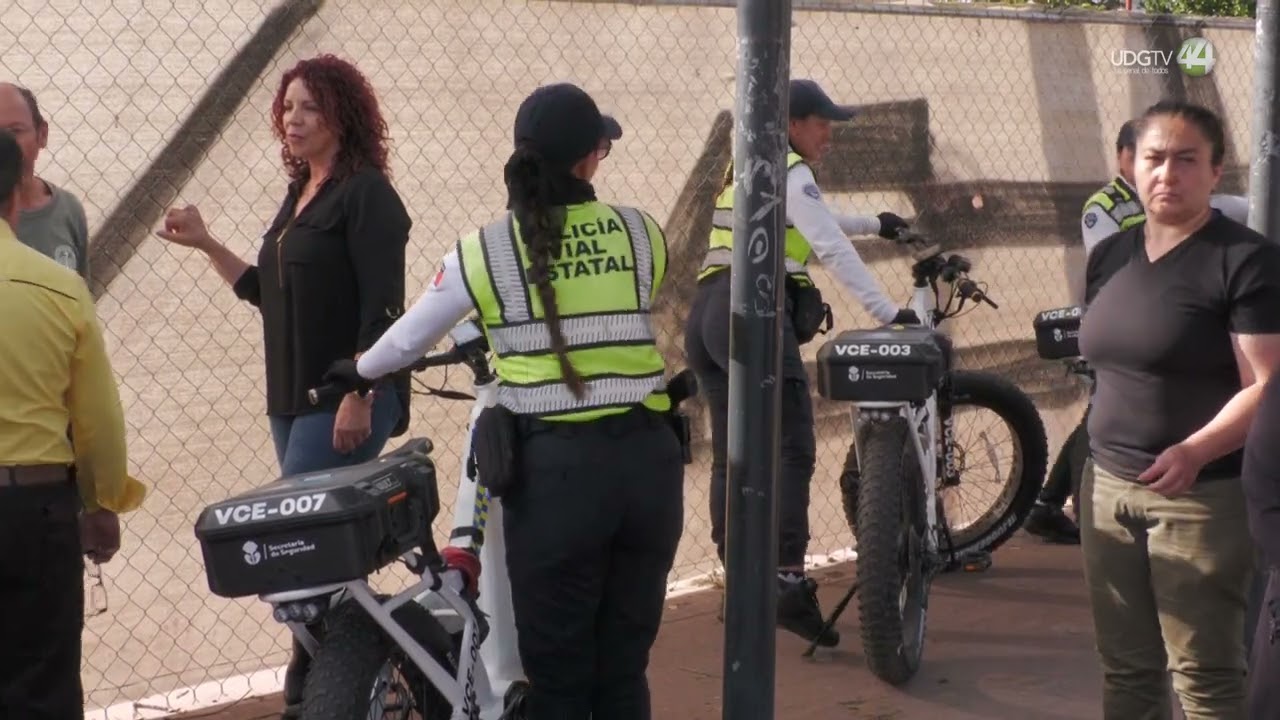 Manifestantes presentan alternativa de transporte eléctrico y tarifa baja