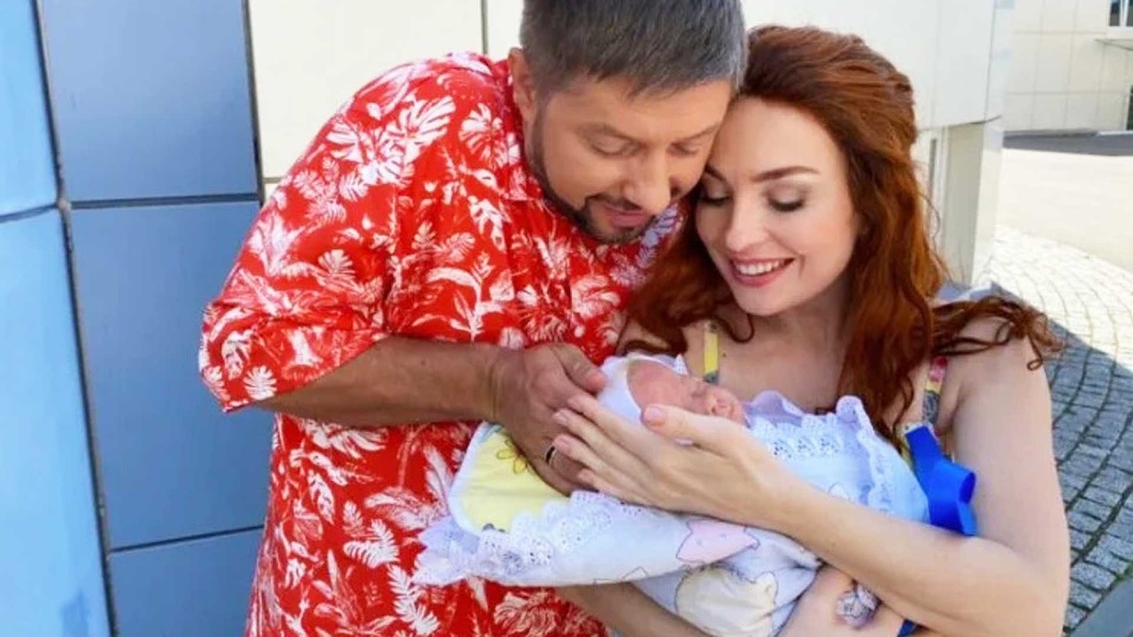 She's 42, and he's 26! Victoria Bulitko - Personal life, what the Diesel Show star's husband and ...