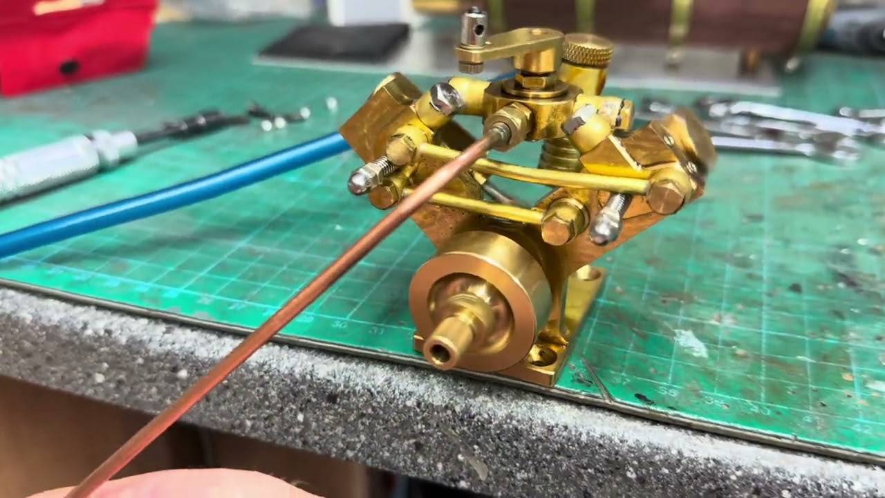 Microcosm V twin oscillating steam engine 