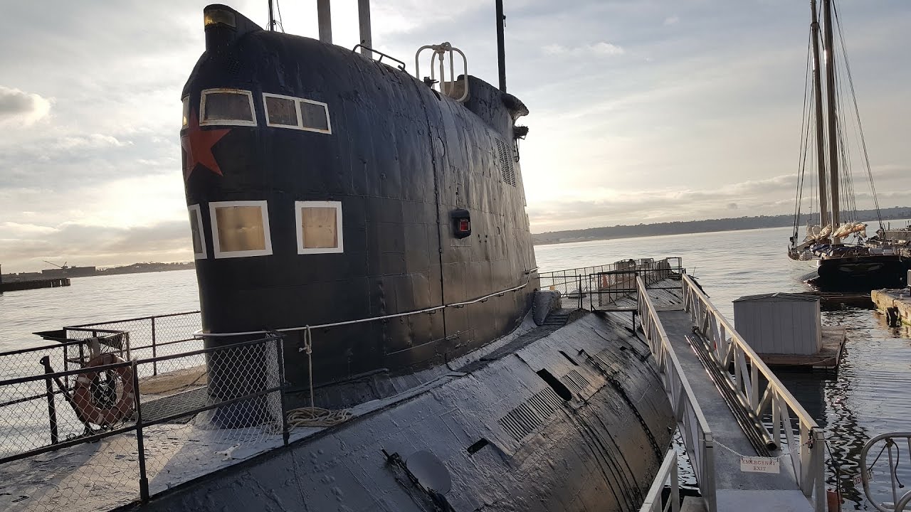 внутри рубка подводной лодки проекта 641