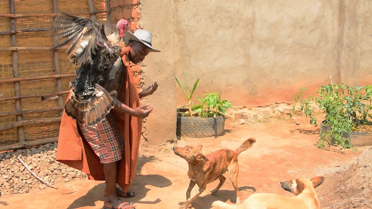 Wamupfumu ubana ninzoka munzu tumugezeho | Arukishije umuntu umuriro turumirwa | Biteye Ubwoba