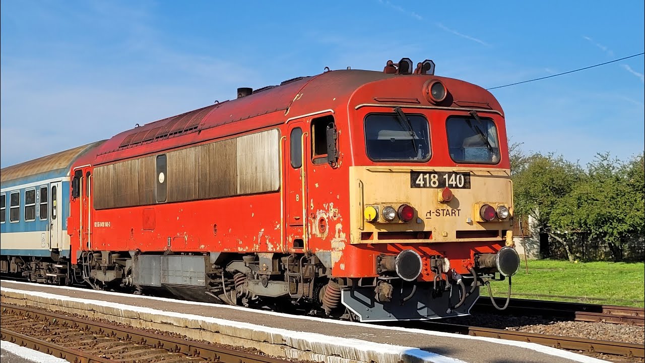 Csörgő Tiszafüred állomáson Tiszató sebesvonattal. 418 140-3 (M41 2140)