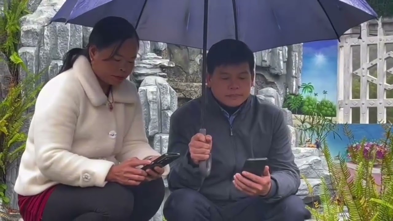 Hà Hằng Và Hứa Cẩn, Hết Tháng Mười Một, Rồi Mười Hai Đến Tết 
