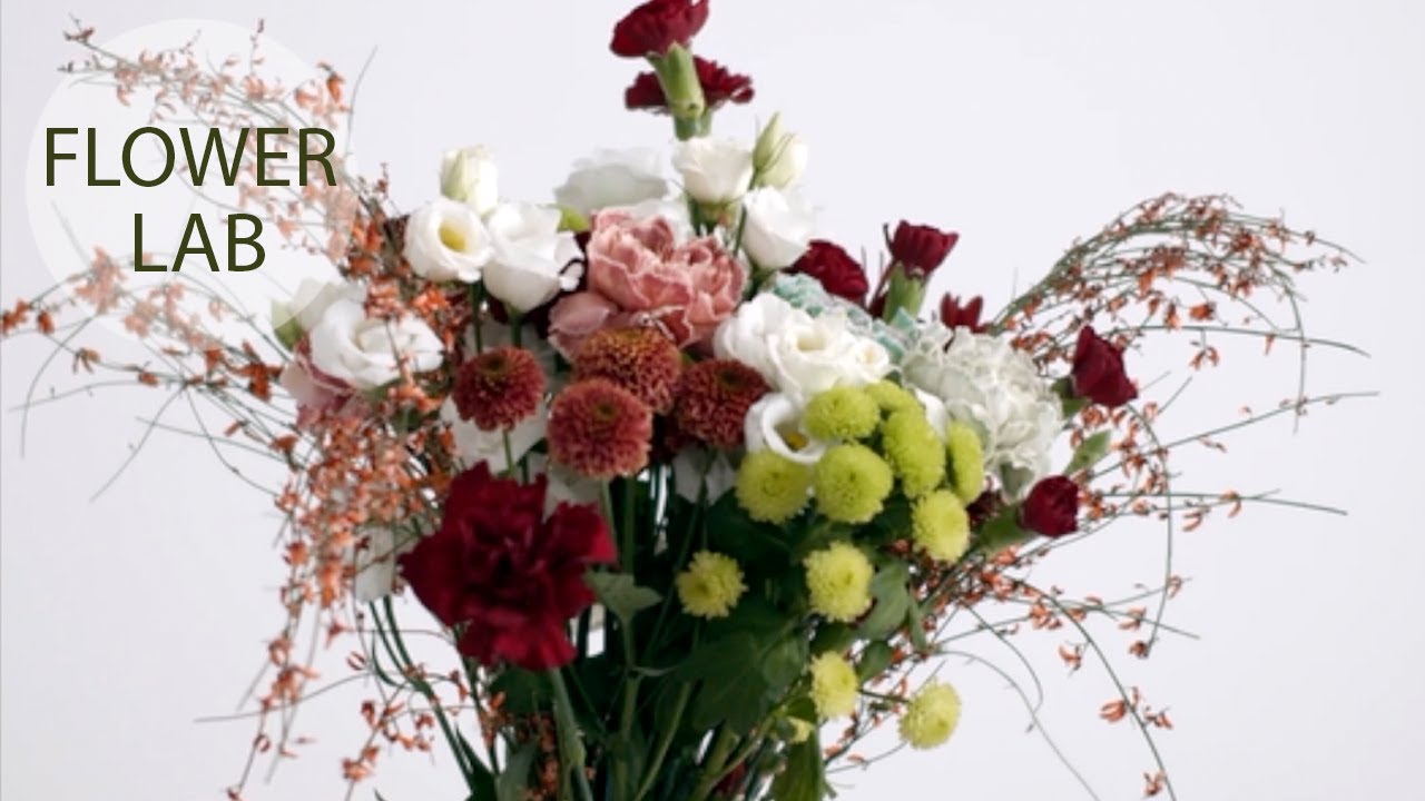 How to Build a Spiral Bouquet with Wildflowers | Flower DIY Wedding Flowers
