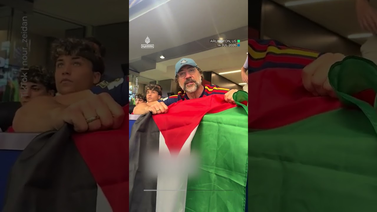 Spain's Oscar-winning actor raises Palestine flag at World Cup match