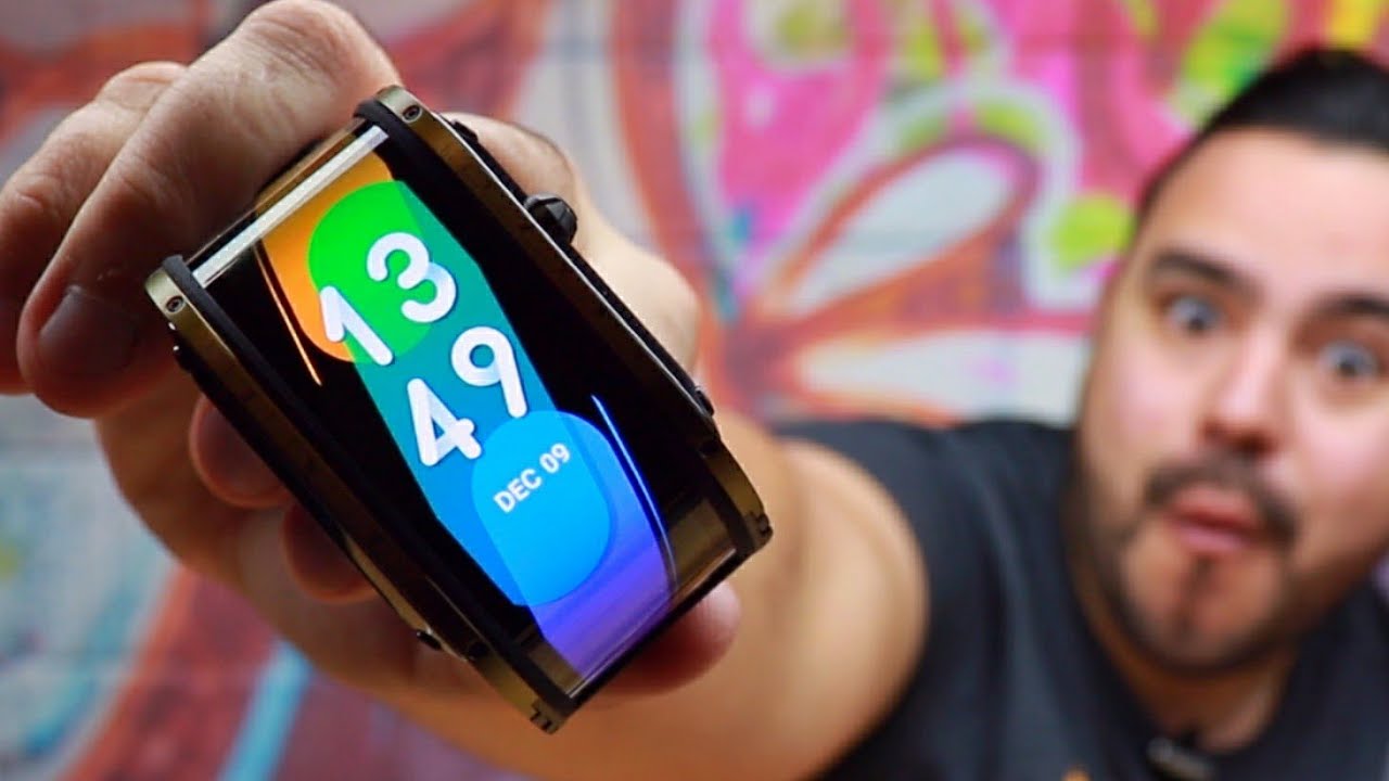 ESSE SMARTWATCH parece TER SAÍDO direto de Cyberpunk 2077 😱