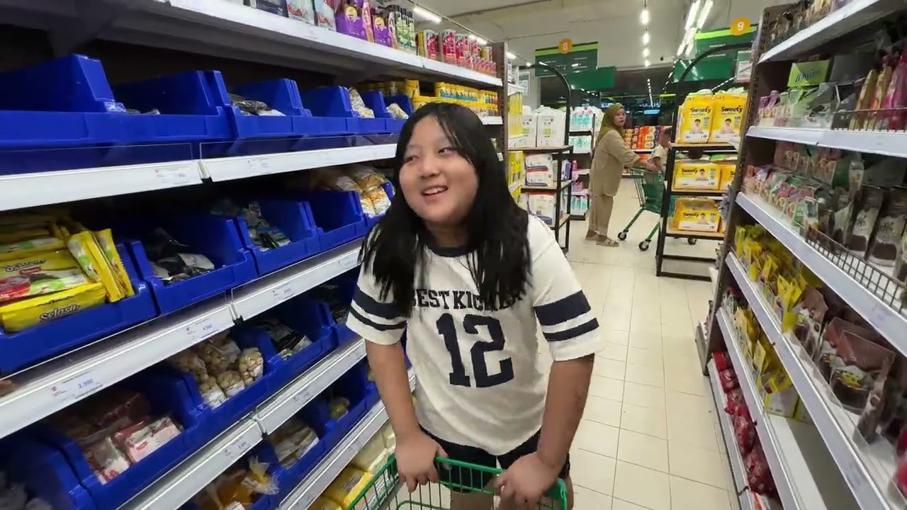 Satu sama karebosi link (karlink) supermarket buka sampai 23.00!!