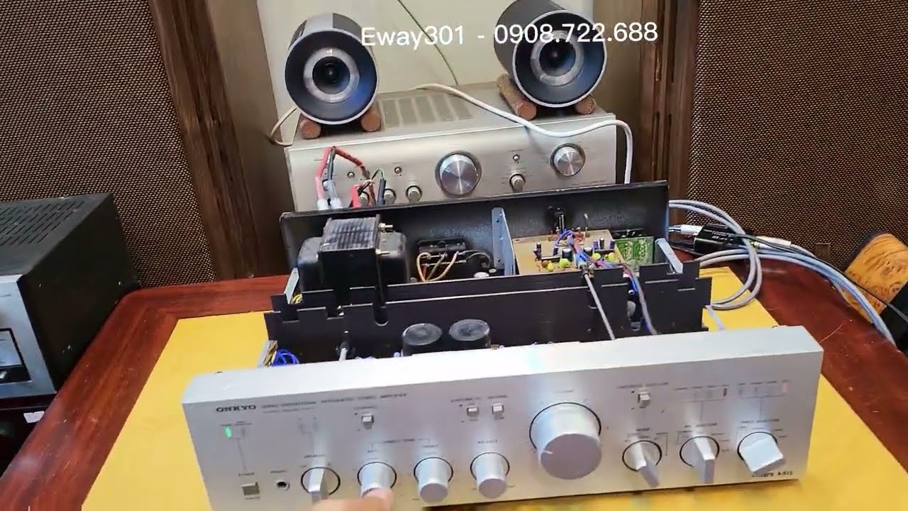 Amply ONKYO Integra A-815 Đánh Bass 30 Cực Hay - Hàng Bãi Nhật ZIN
