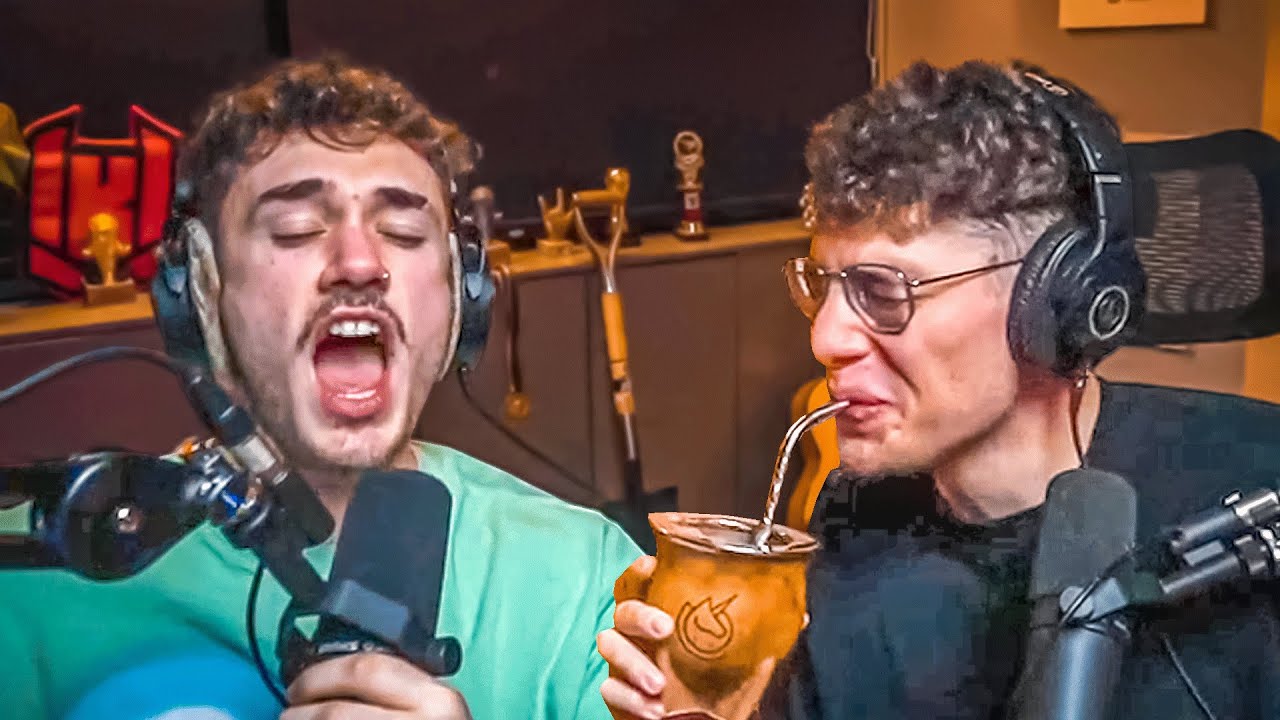 dos gordos hablando y tomando mate 👍🏼