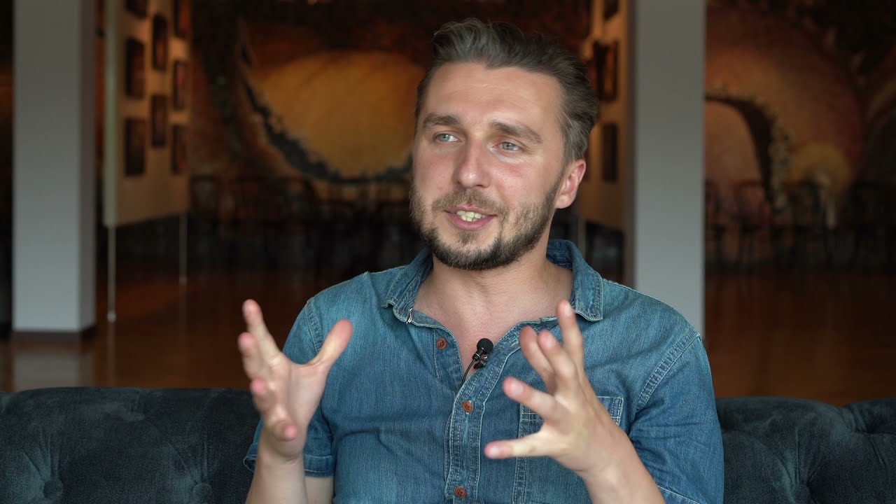 Zakulisowe Sprawki - wywiad z Alanem Bochnakiem