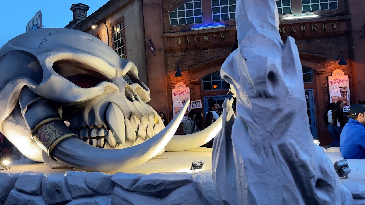 [4K] Desfile Halloween 🎃 Parque Warner 2024