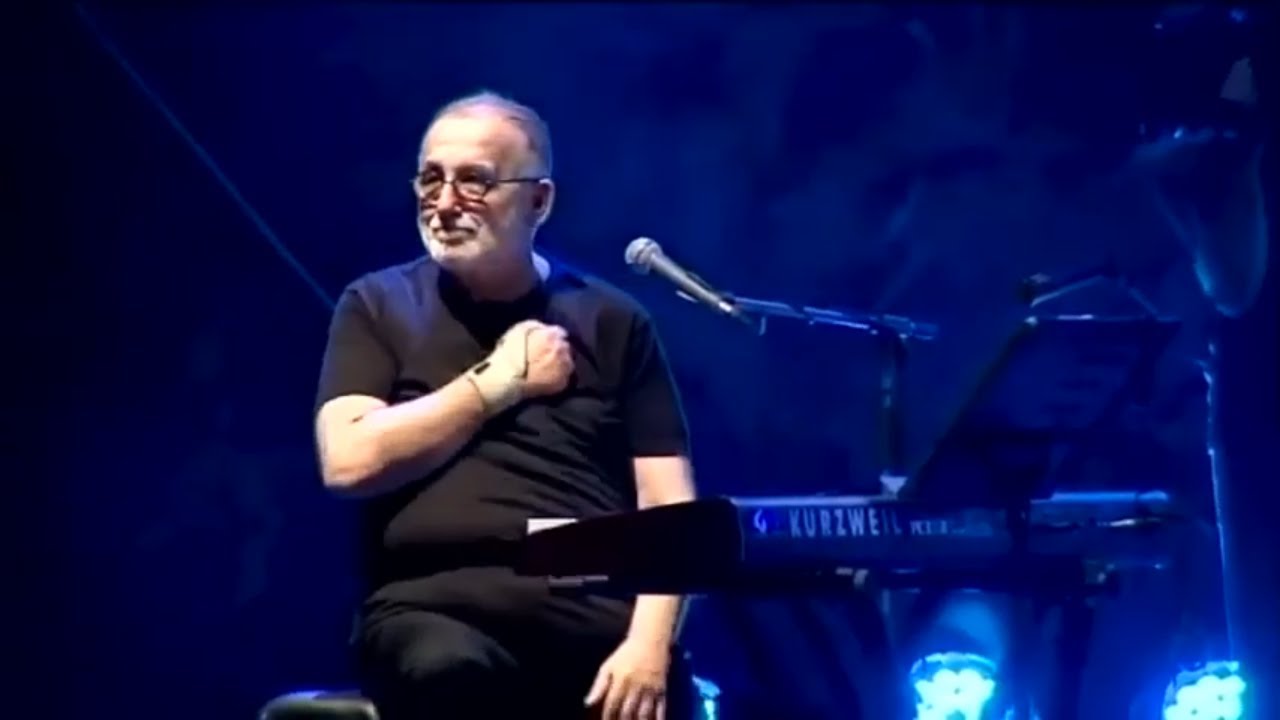 Θάνος Μικρούτσικος - Το Κακόηθες Μελάνωμα - Όσοι περπάτησαν μαζί μου