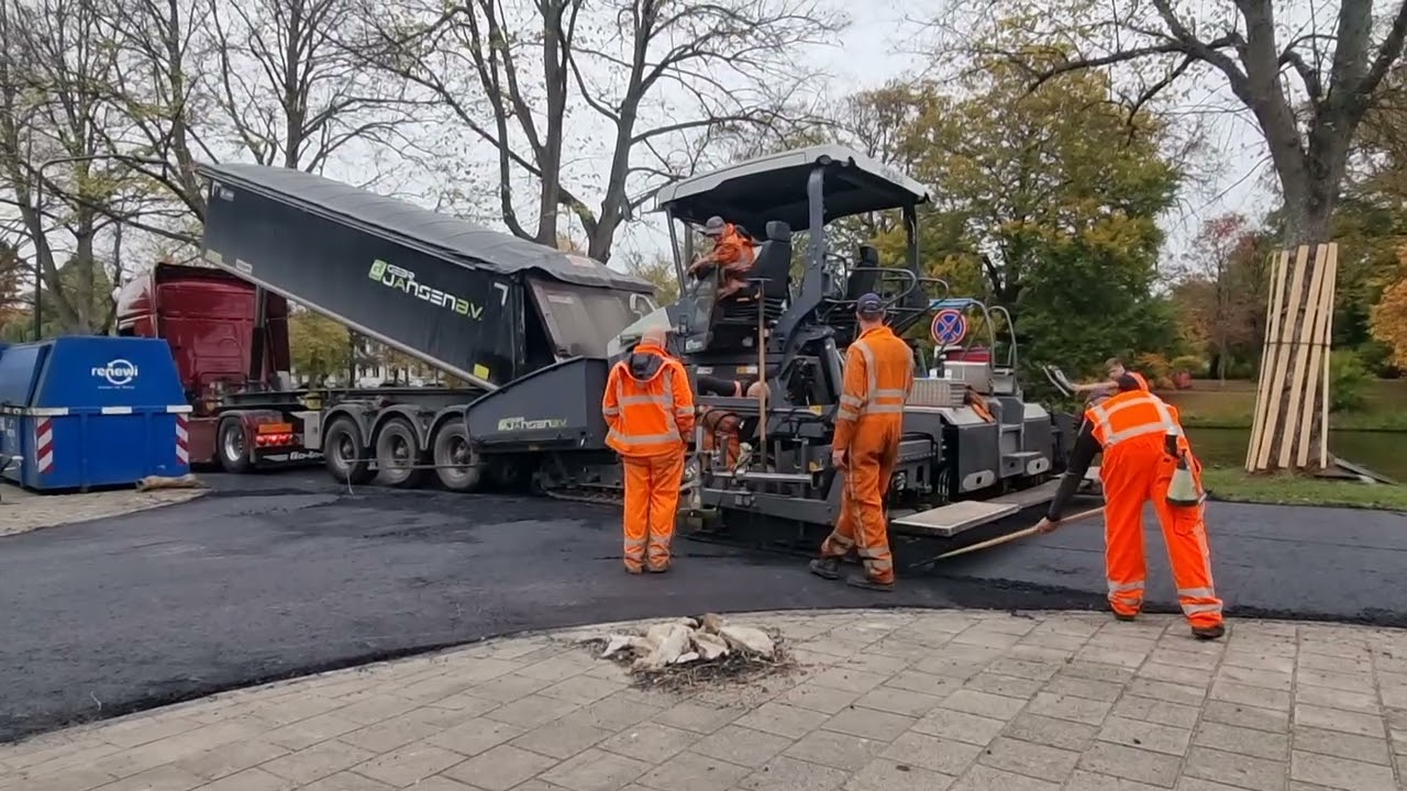 Deel3 Gebre Janssen Bv Asfaltwerkzaamheden Bij de Zoeterwoudsesingel in Leiden Tussenlaag asfalt.