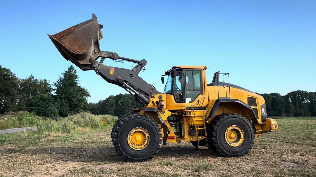 Volvo L150H Wheelloader - Year: 2015 (Refnr. BM7825)