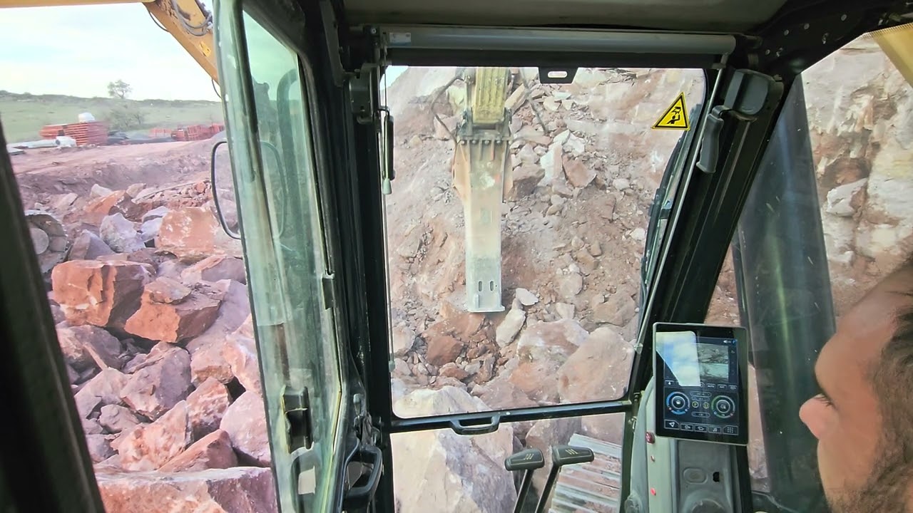 sany 385 taş kırma ve kırıcı nasıl kullanılır #ekskavatör #keşfet #excavator