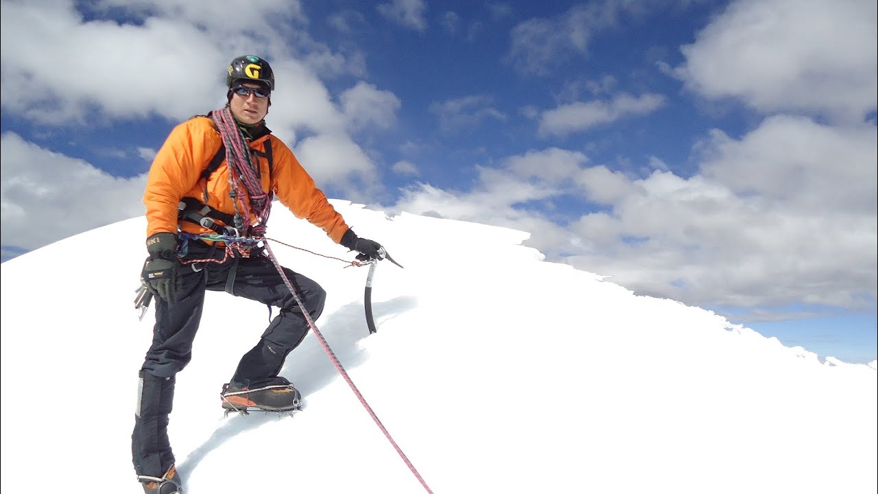 La mágica escalada al Apu Huaytapallana 5570 m - cumbre Lazuntay I Hidden Perú.