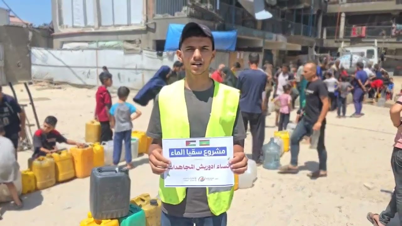 سقيا ماء بتبرع كريم من نساء ادوريش المجاهدات وتنفيذ القدس أمانتي موريتانيا 