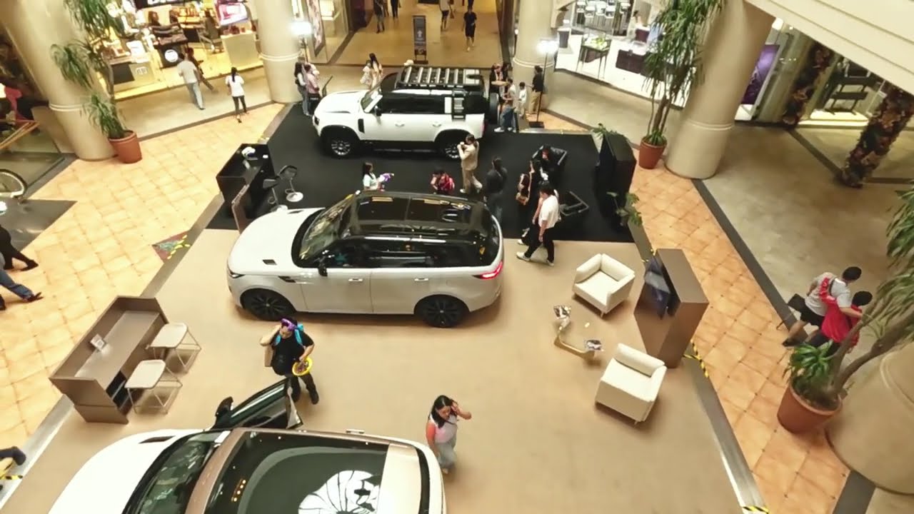 You’ve got to check out this mall — it’s seriously one of the fanciest places in Manila!”. #ROCKWELL