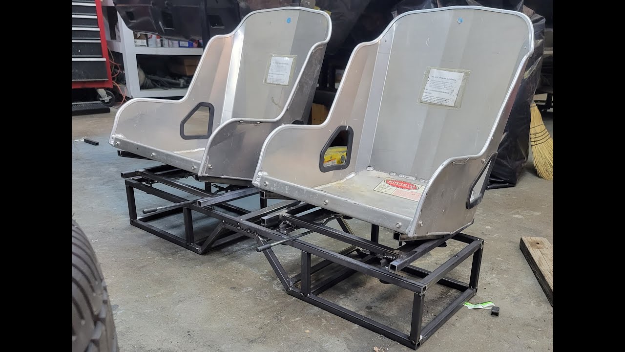 1947 Ford Coupe - Bomber Seats for "4 Quarts"