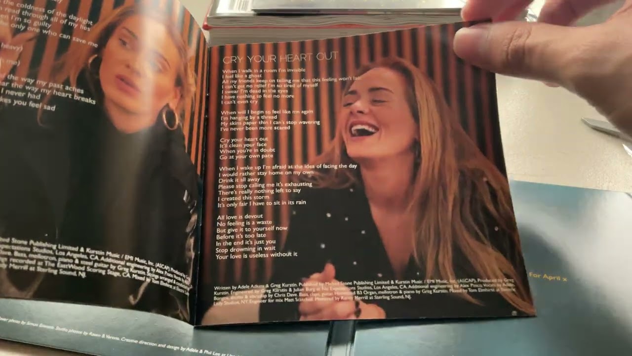 30 - Adele Target Exclusive CD Unboxing