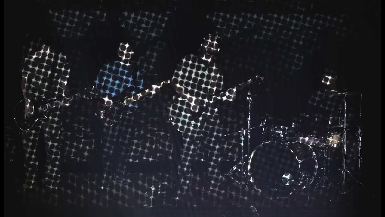 gomoly - R&eacute;snyire (Official music video)