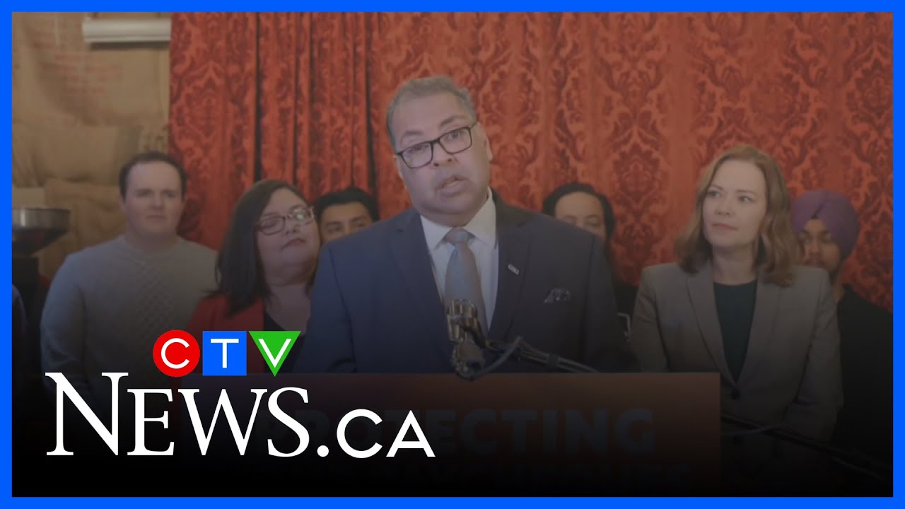 NDP pushes for minimum wage increase in Alberta