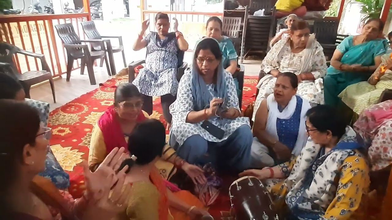 बना कैसे सुंदर कैलाश पर्वत
