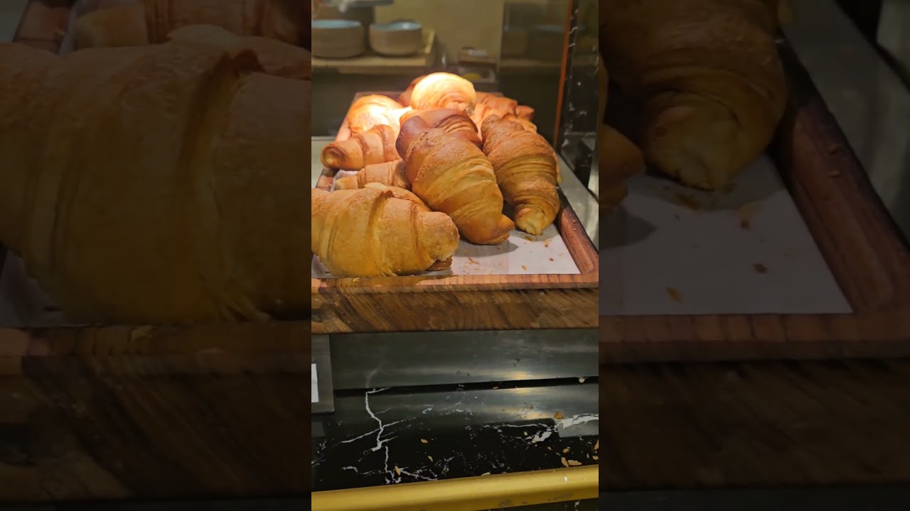 KAZAKHSTAN HOTEL Breakfast l Almaty #buffetbreakfast #казахстанский отель #almaty #visitalmaty