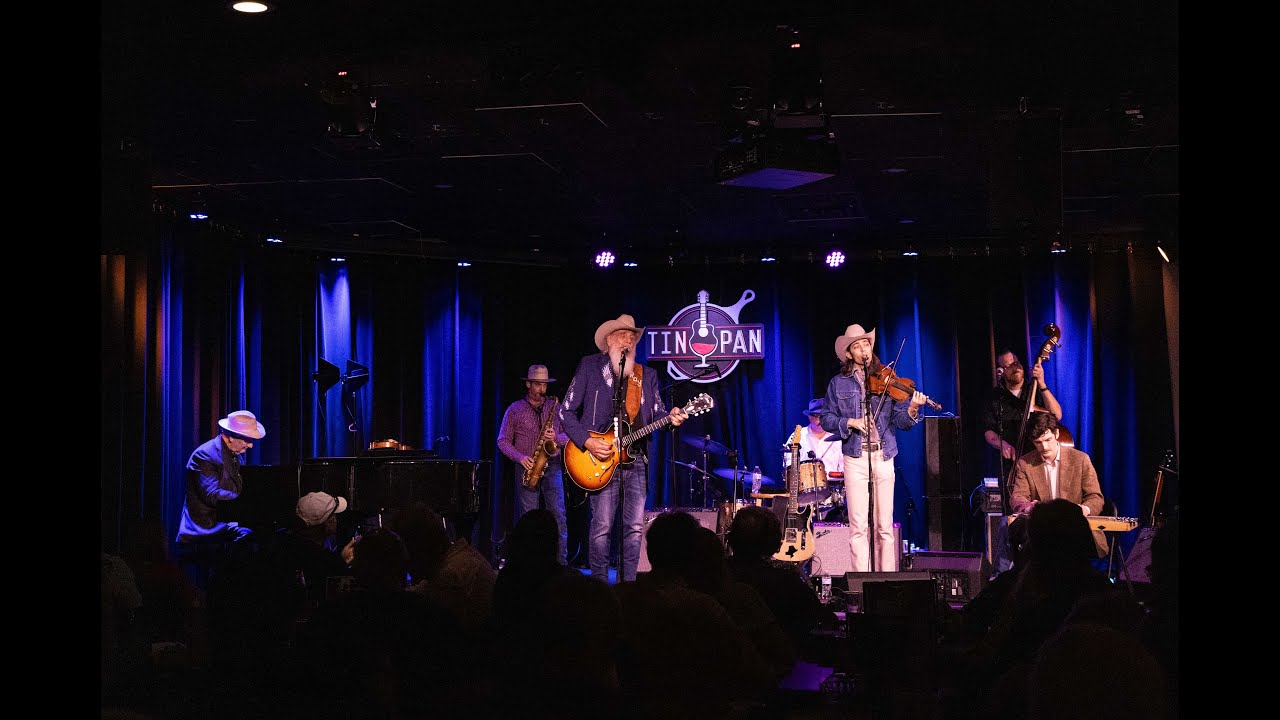 Asleep At The Wheel performing 