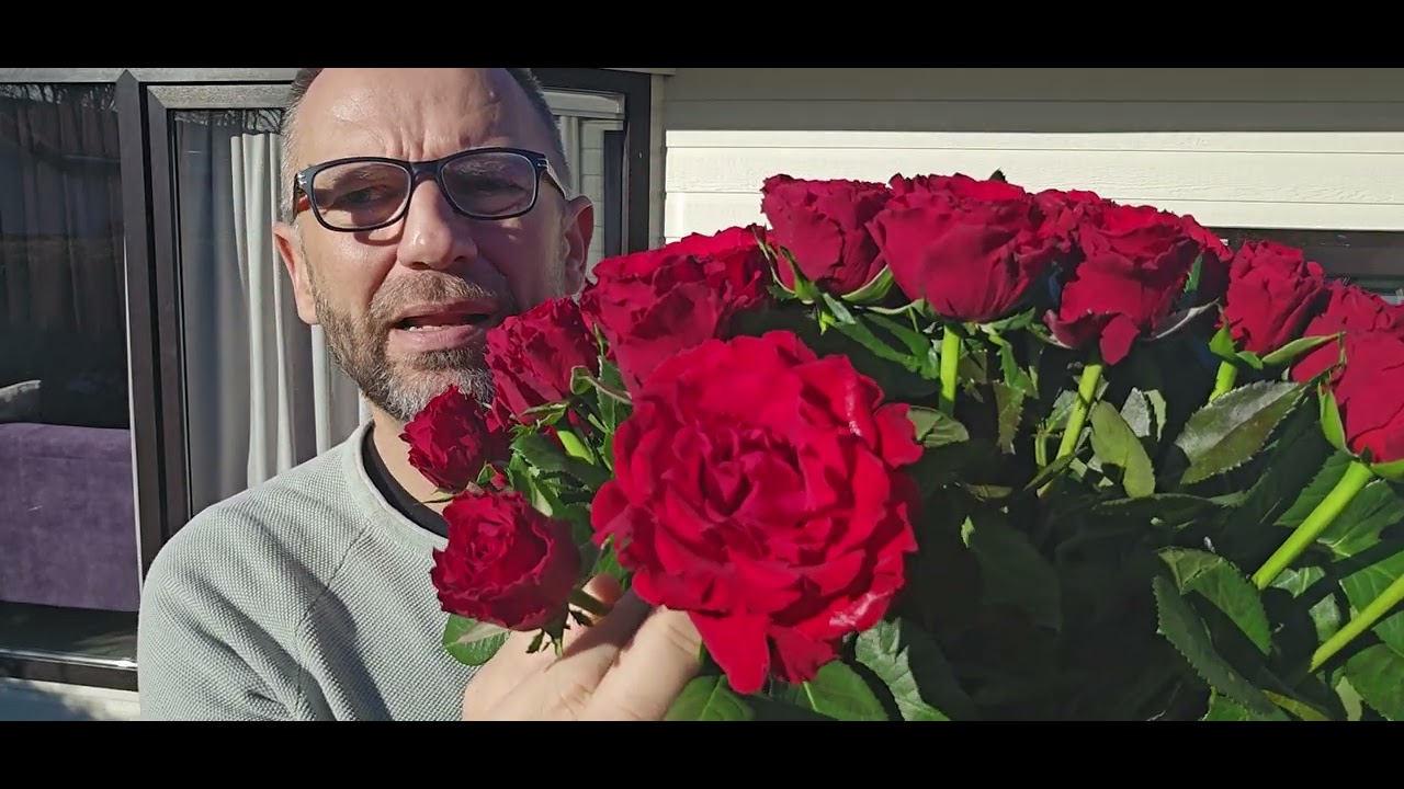 4 TOP kytice 100 růží Valentýn 2026 - Florea.cz